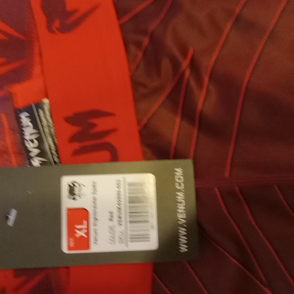 Venum Nightcrawler Spats XL New with tags - Picture 2 of 3